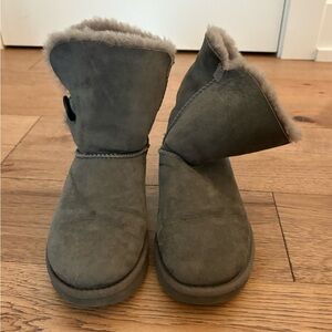 UGG Women's Charcoal Winter Boots